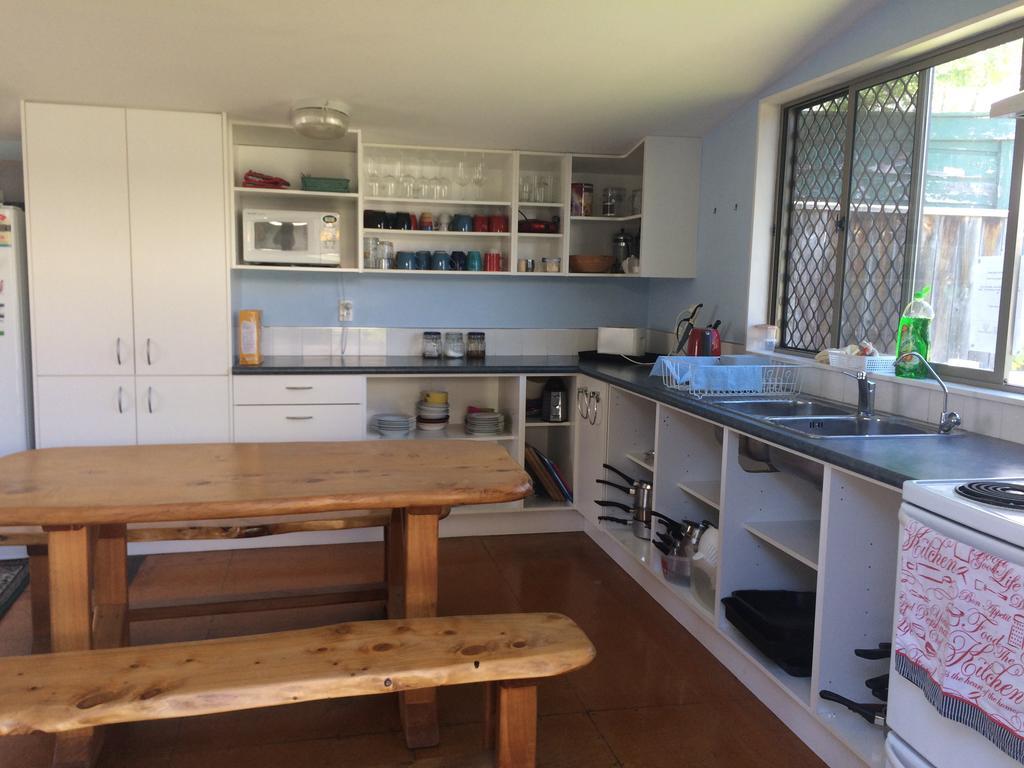 Almond House Hostel Nelson Kültér fotó